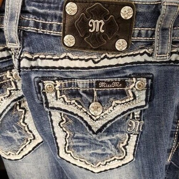 Miss Me Relaxed Bootcut Denim Jeans Blue Rhinestone Pockets Womens Size 26 - Picture 6 of 12